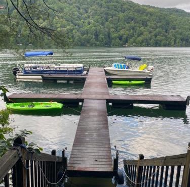 Dream Chaser Chalet at Nantahala Lake