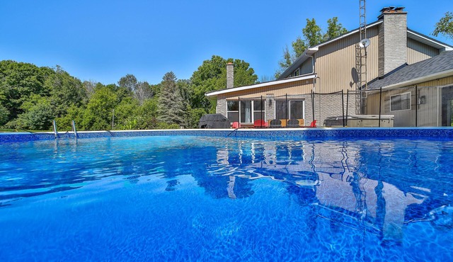 Dream Country Escape with Pool and Hot Tub