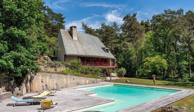 Dream estate in the heart of the Fontainebleau forest