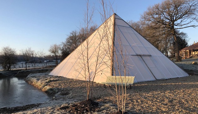 Dream holidays in the blue house surrounded by nature and animals