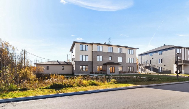 Dream Home Retreat - Condo in Mirabel - 2