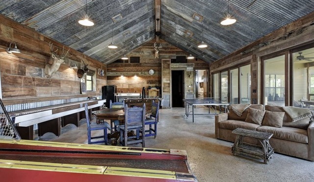 DREAM HOME w/Amazing View! Movie Theater, Pool, Hot Tub, Game Room