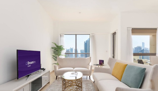 Dream Inn - 3BR Apartment with Marina View