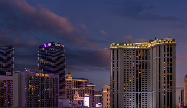 Dream Las Vegas Retreat Steps from the Strip!