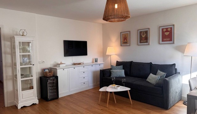 Dream Life in Paris By Dream Apartments