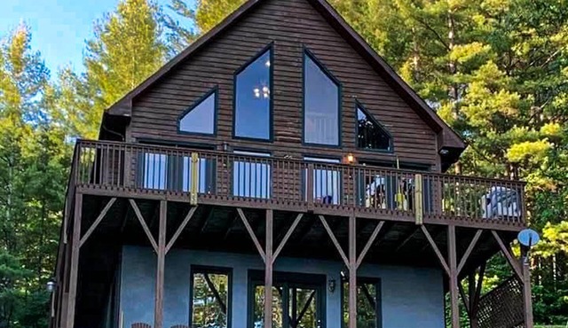 Dream Mtn Delight - 3BR/3BA cabin w/Game Table, Gas F/P & WiFi