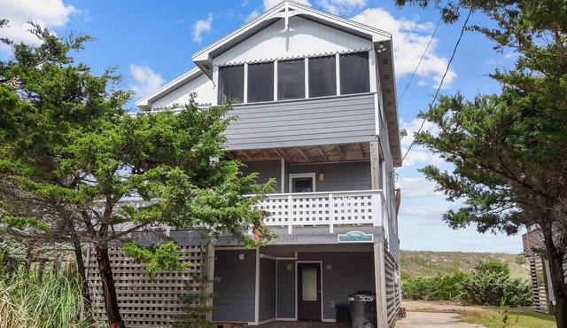 Dream Oceanfront Getaway with Private Hot Tub, Full Kitchen, and WIFI | 5BR