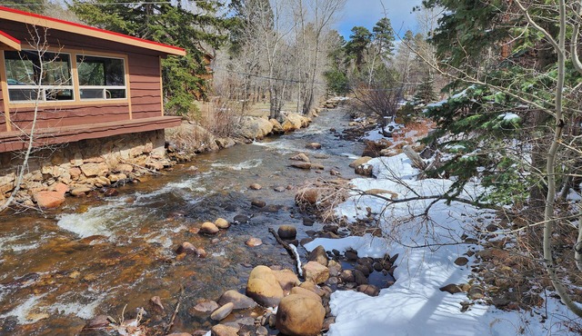 Dream River Front Suites R2