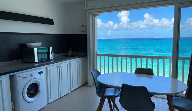 dream vacation, feet in the water