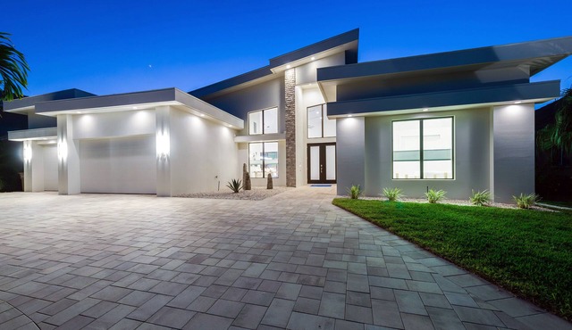 Dream Vill -New construction -Top location at natural preserve-direct Gulf acces