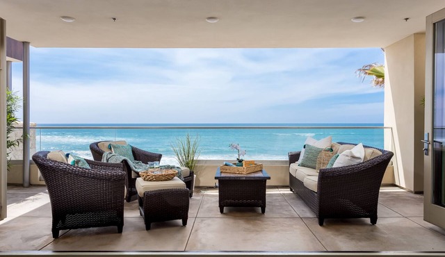 Dream Waterfront Escape P700-206