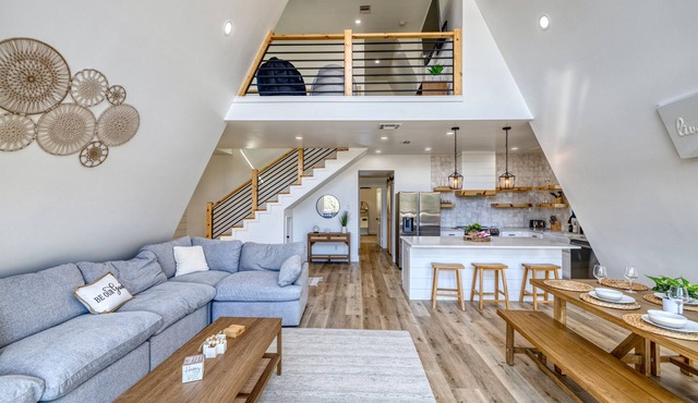 Dreamers Ranch Luxury Aframe
