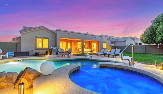 Dreaming Tree Retreat | Pool, Spa & Fire Pit