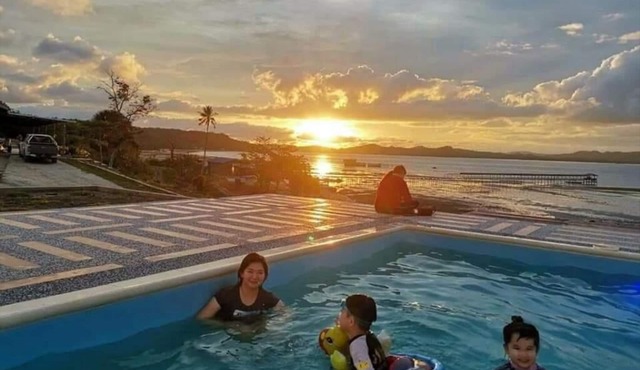 Dreamland Beach Holiday