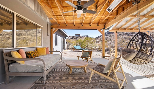 🌵Dreamspace - Peaceful Home w/Hot Tub, Fire Pit, Amazing Views & Close To Park Entrance🌵