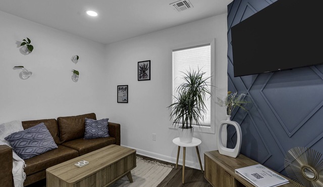 Dreamy 1-Bedroom Bradley Beach Hideaway