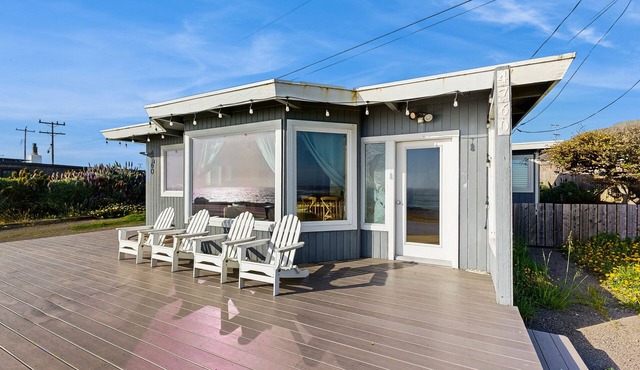Dreamy Coastal Home W/Breathtaking Ocean Views, Free WiFi & Deck - Dogs OK