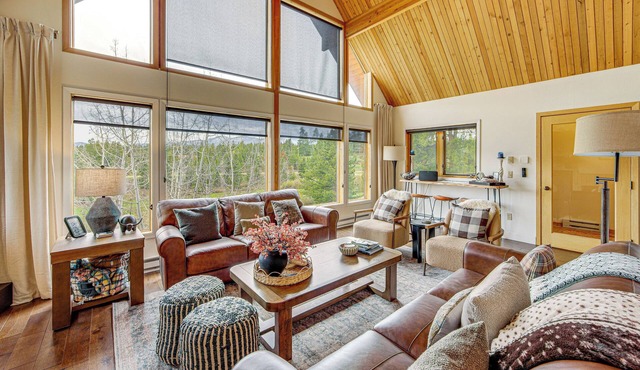 Dreamy Escape Btwn Winter Park & Lake Granby!