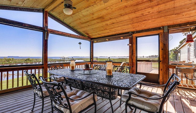 Dreamy Home on Lake Istokpoga w/Dock + Views!