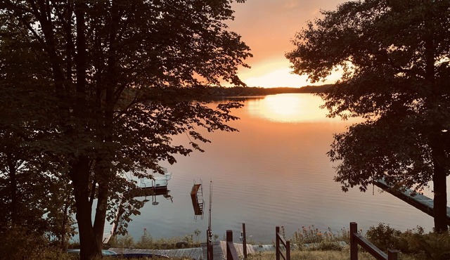 Dreamy Lake House on Beaver Dam