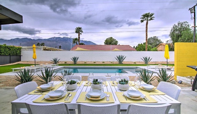 Dreamy Mid-Century Modern Pad with Pool, 3Mi to Dtwn