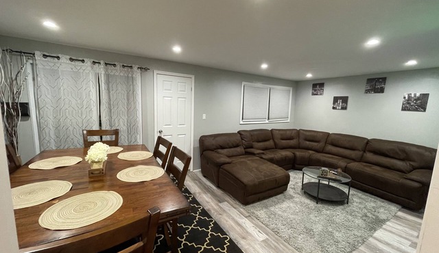 Dreamy & Newly Renovated. Close to Metlife & NYC !