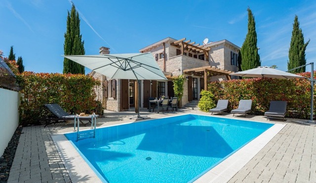 Dreamy place Zanelli surrounded by lovely greenery and Mediterranean herbs