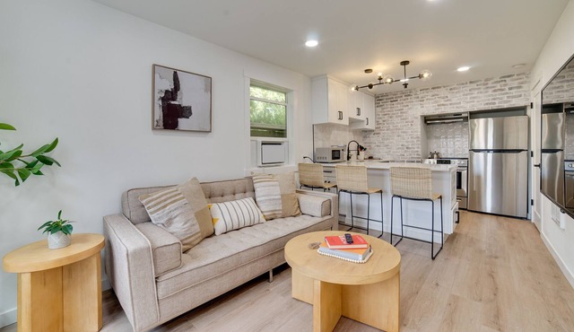 Dreamy Puget Sound Vacation Rental: Steps to Bay!