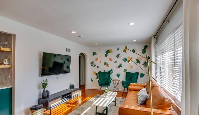 Dreamy St Charles Retreat w/Furnished Patio!