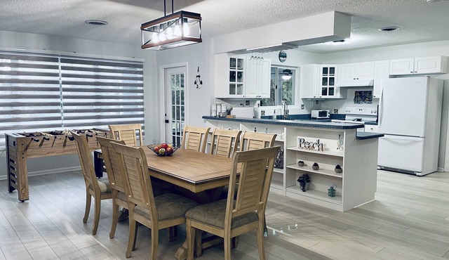 Dreamy VeroBeach House Perfect for Family Getaway