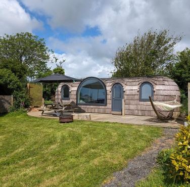 Dreckly cabin - Lydcott Glamping with Cornish sea views