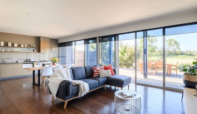 DREW Golfer`s Delight close to St Andrew`s Beach