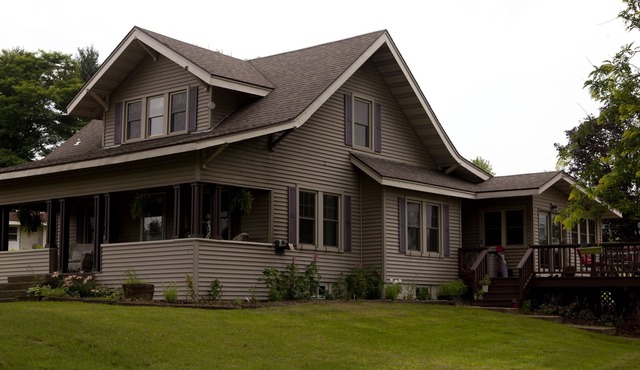 Driftless Area Farmhouse Guest Suite