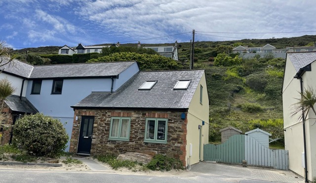 Driftwood - a holiday home that sleeps 4 guests in 2 bedrooms
