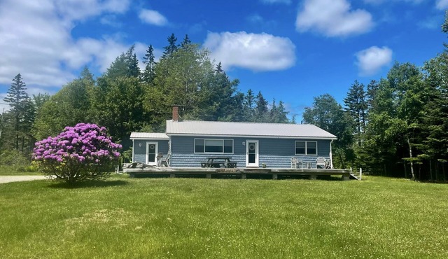 Driftwood Cottage: Bass Harbor, ME
