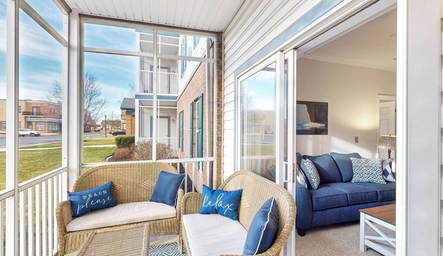 Driftwood Dreams - 2BR, 2BA - SLEEPS 4 - DOG FRIENDLY