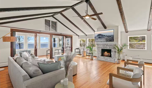 Driftwood Haven, Chesapeake Bay views throughout