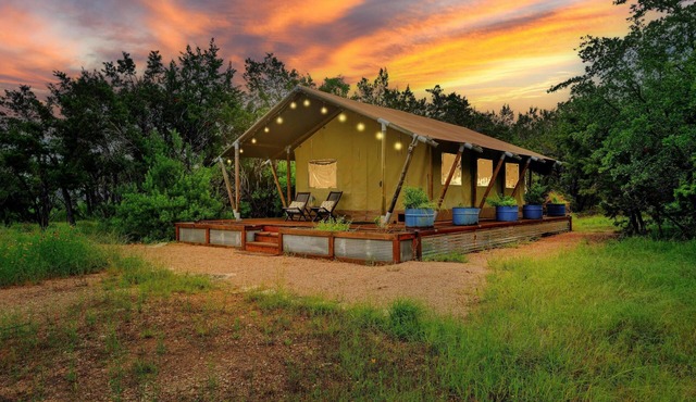 Dripping Springs Homestead - Safari Tent + Recreational Pavilion