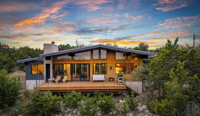Dripping Springs - Forest Views, Patio & BBQ