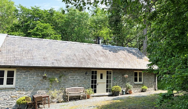 Drovers Retreat 4-star Secluded Self-catering Eco Cottage in Welsh Borders