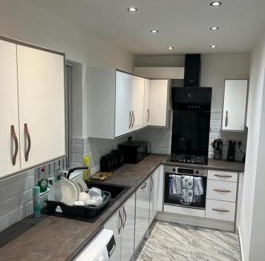 Droylsden Guest House