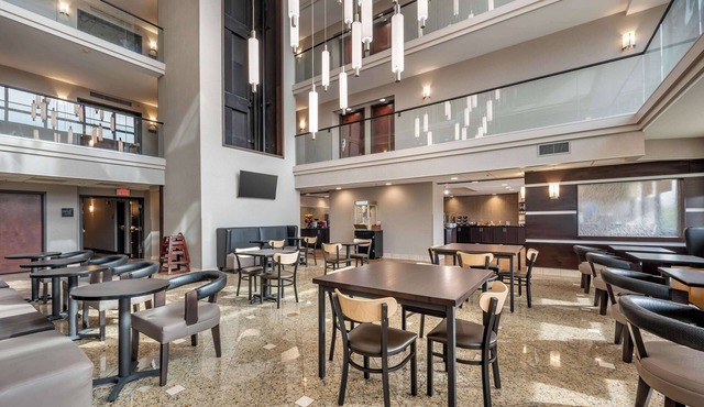 Drury Inn & Suites Champaign