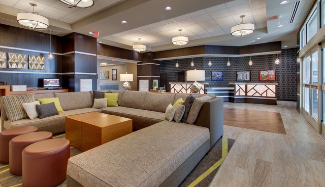 Drury Inn & Suites Cleveland Beachwood