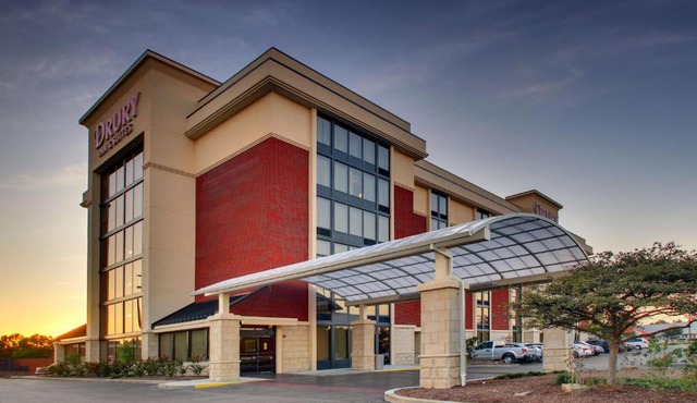 Drury Inn & Suites Evansville East