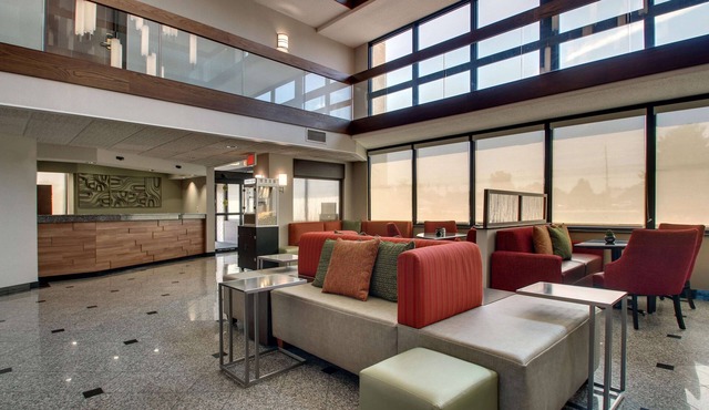 Drury Inn & Suites Evansville East