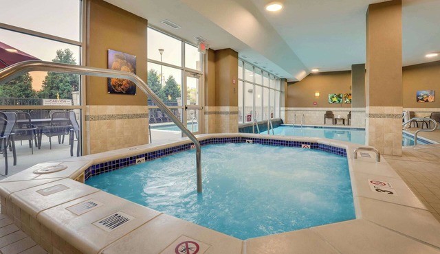 Drury Inn & Suites Grand Rapids