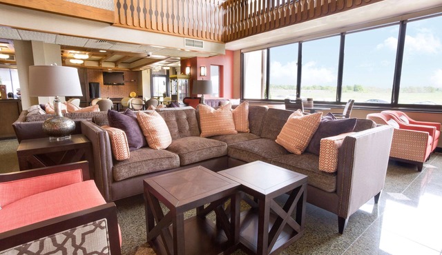 Drury Inn & Suites Jackson MO