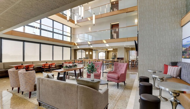 Drury Inn & Suites Marion