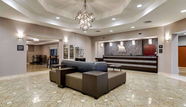 Drury Inn & Suites St Joseph