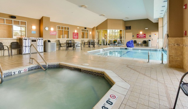 Drury Inn & Suites West Des Moines